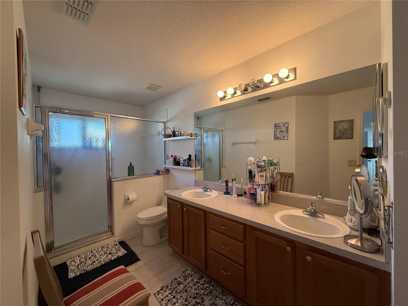 Image 19 of 22 For 25607 Belle Helene