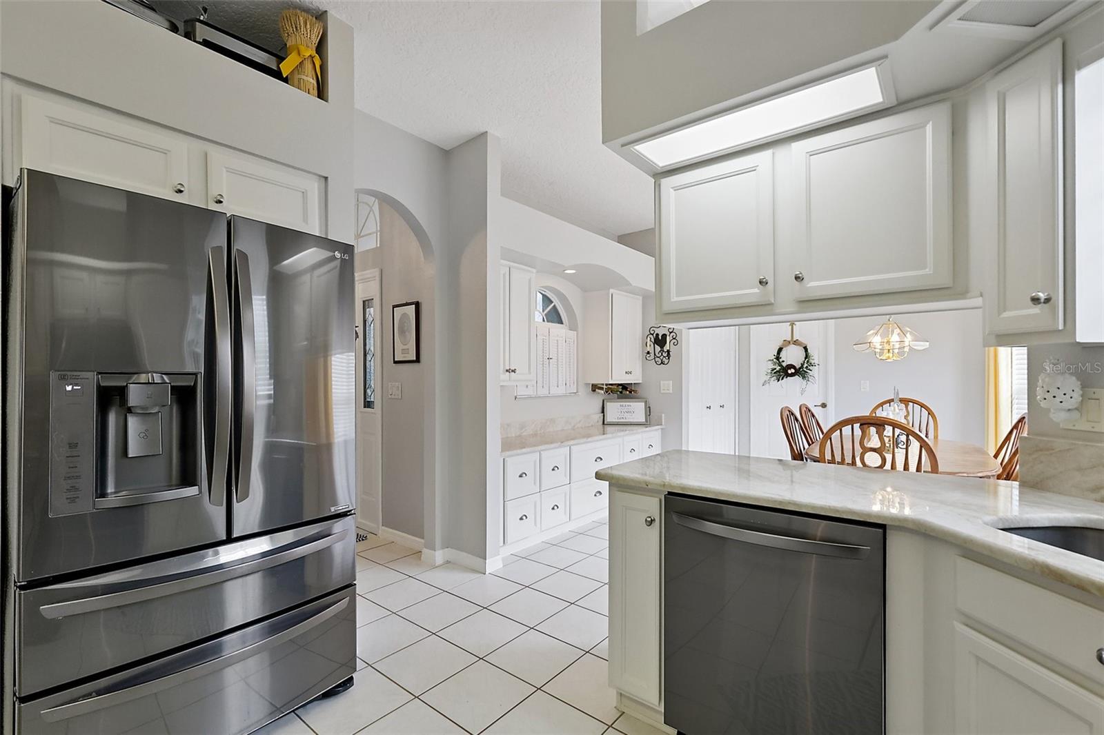 Image 16 of 49 For 3584 Tropical Seas Loop