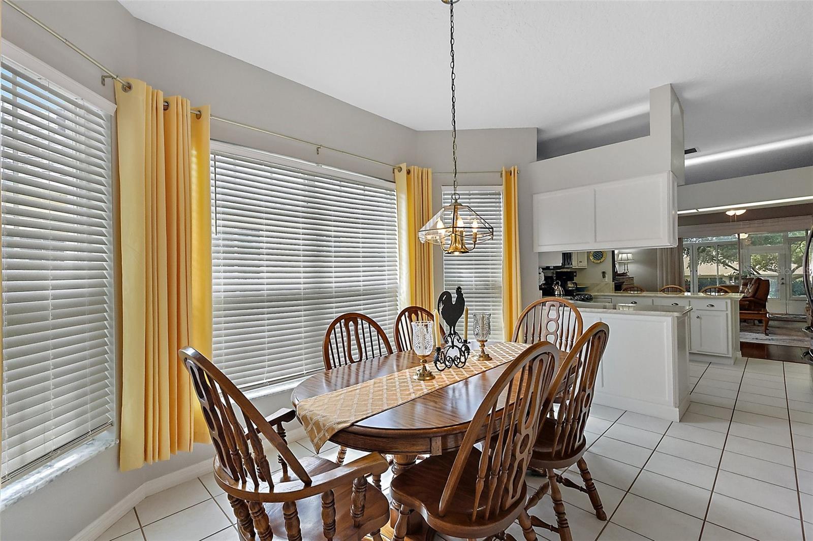 Image 20 of 49 For 3584 Tropical Seas Loop