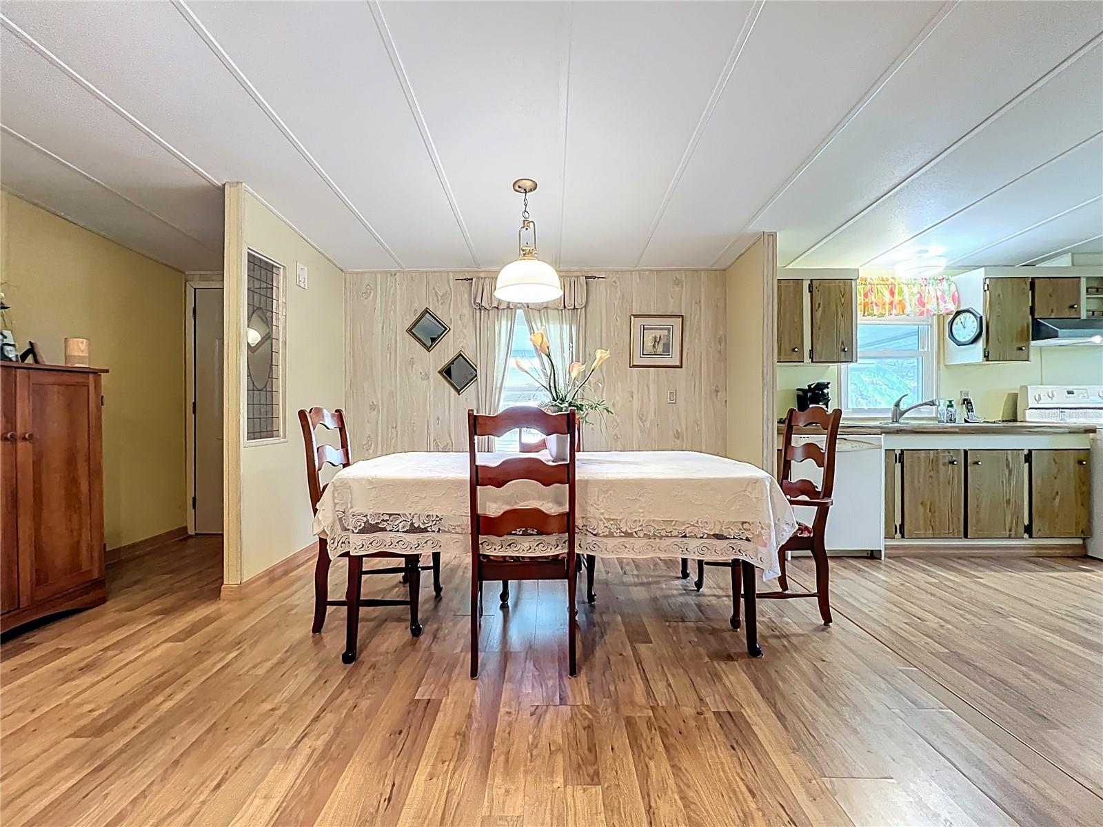 Image 16 of 55 For 13508 Palm Drive