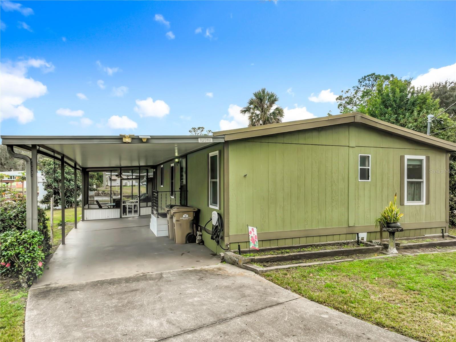 Image 3 of 55 For 13508 Palm Drive