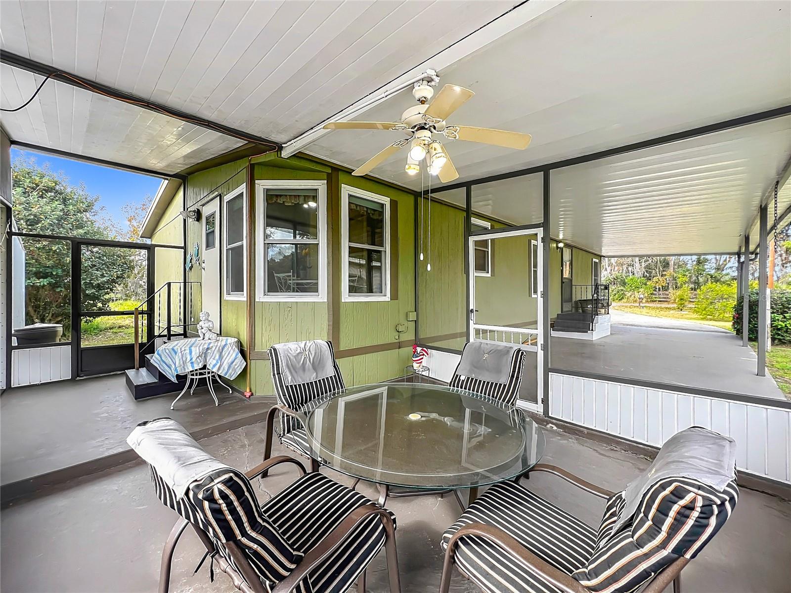 Image 32 of 55 For 13508 Palm Drive