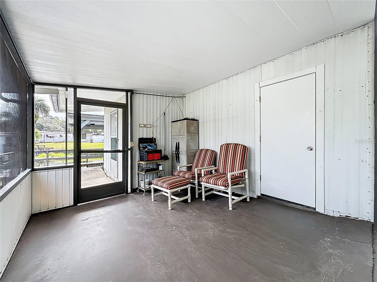 Image 35 of 55 For 13508 Palm Drive