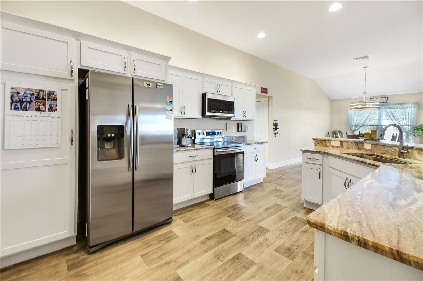 Image 15 of 48 For 3323 Rohan Road