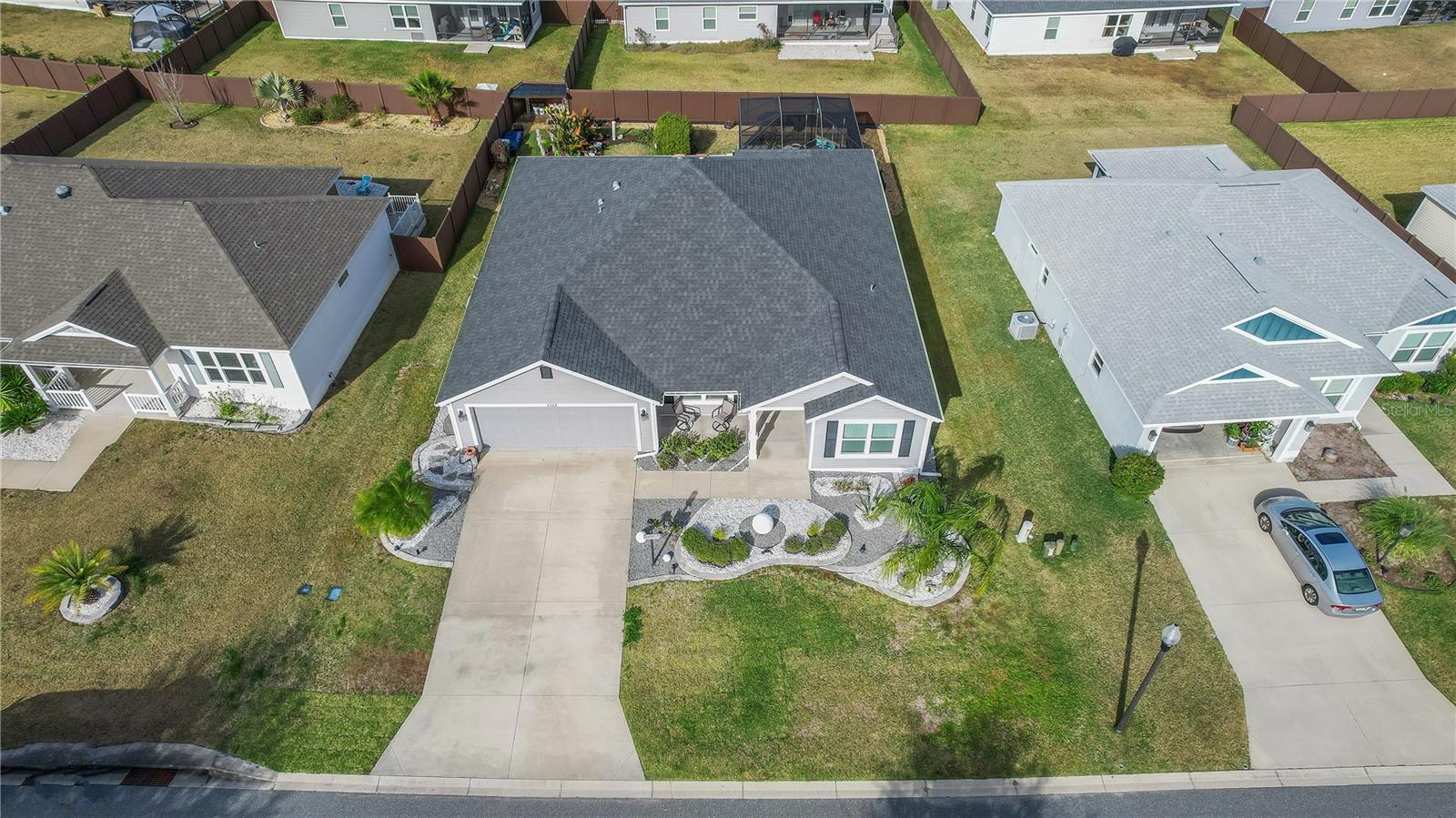 Image 2 of 48 For 3323 Rohan Road