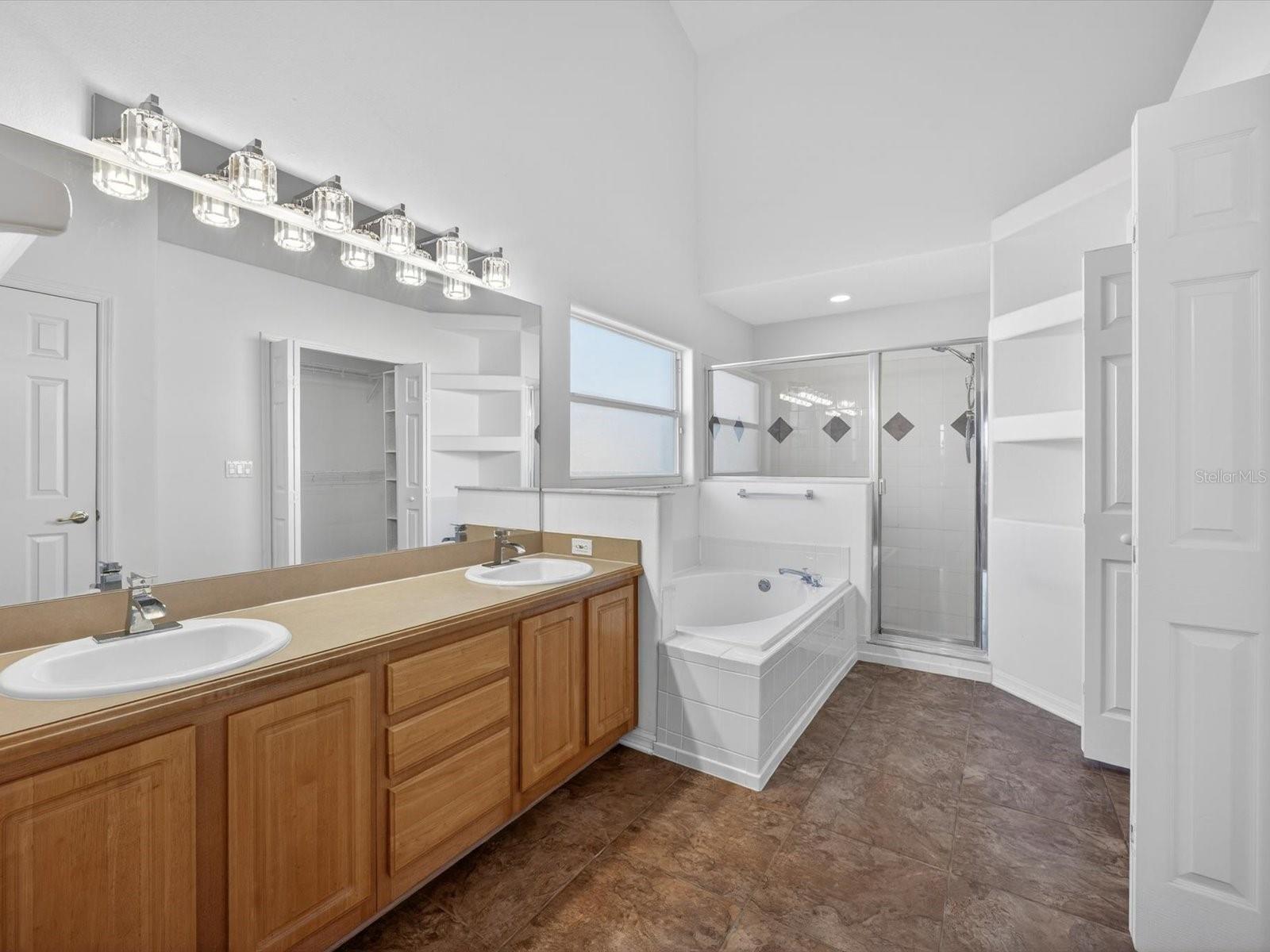 Image 17 of 40 For 14453 Pine Cone Trail