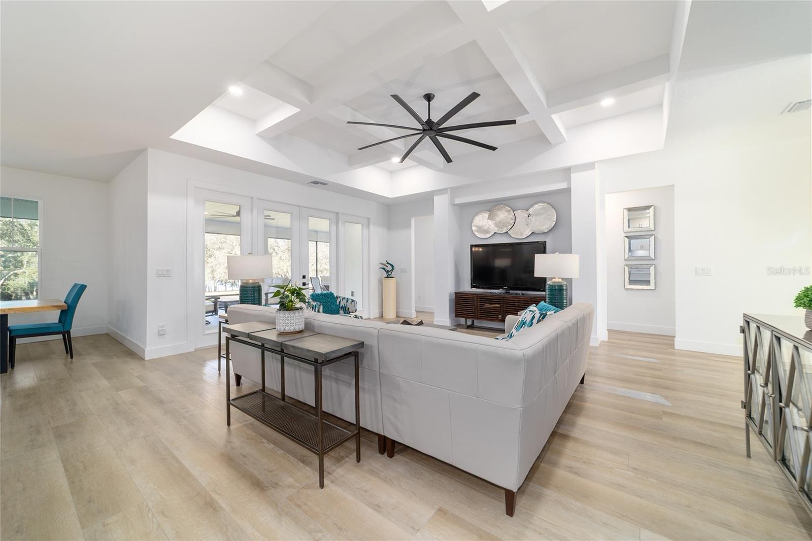 Image 19 of 95 For 11638 101st Court Road