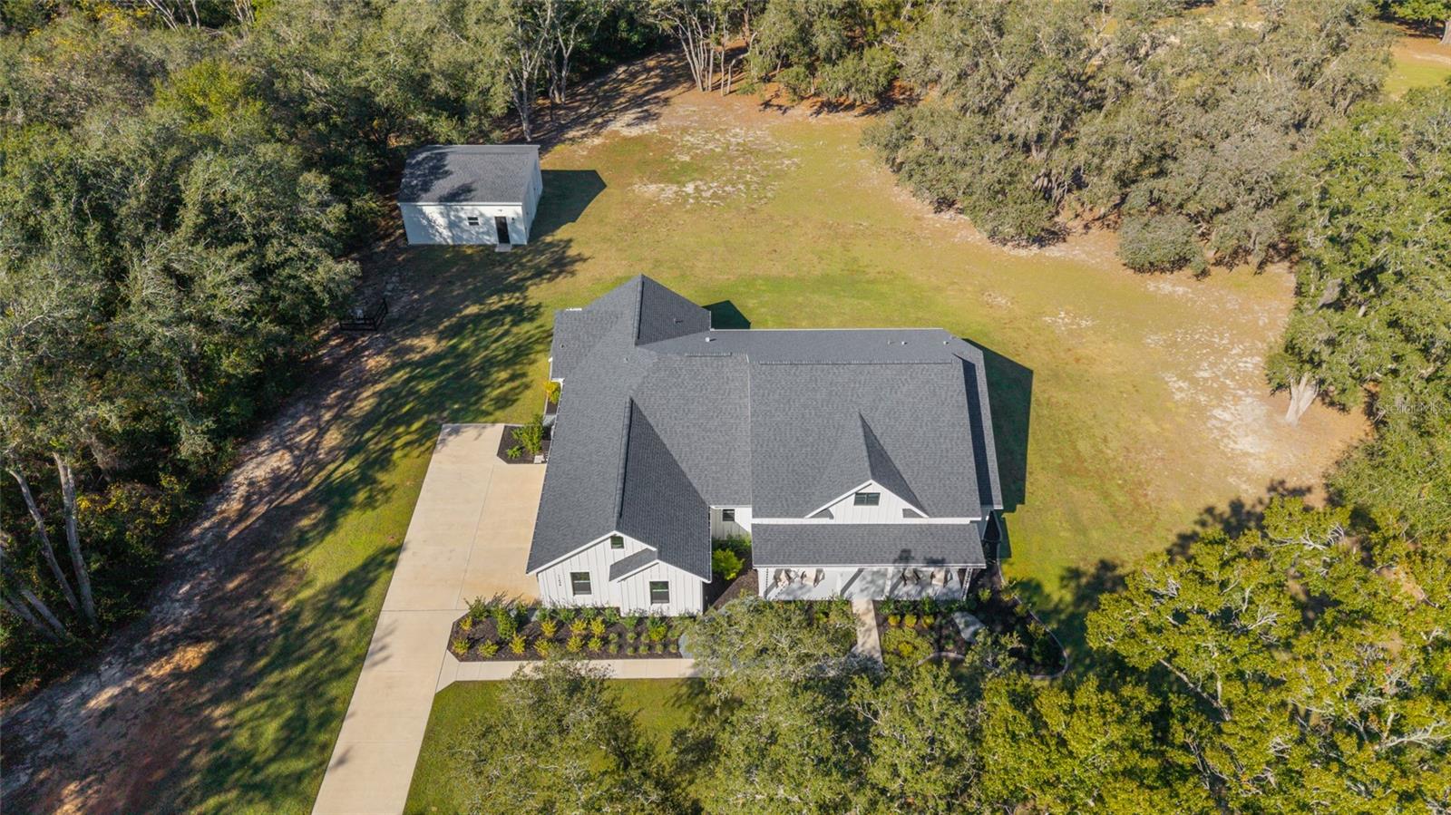 Image 4 of 95 For 11638 101st Court Road