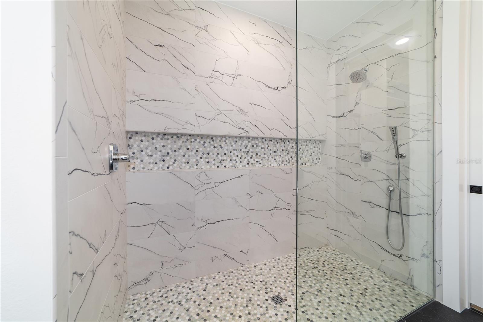 Image 40 of 95 For 11638 101st Court Road