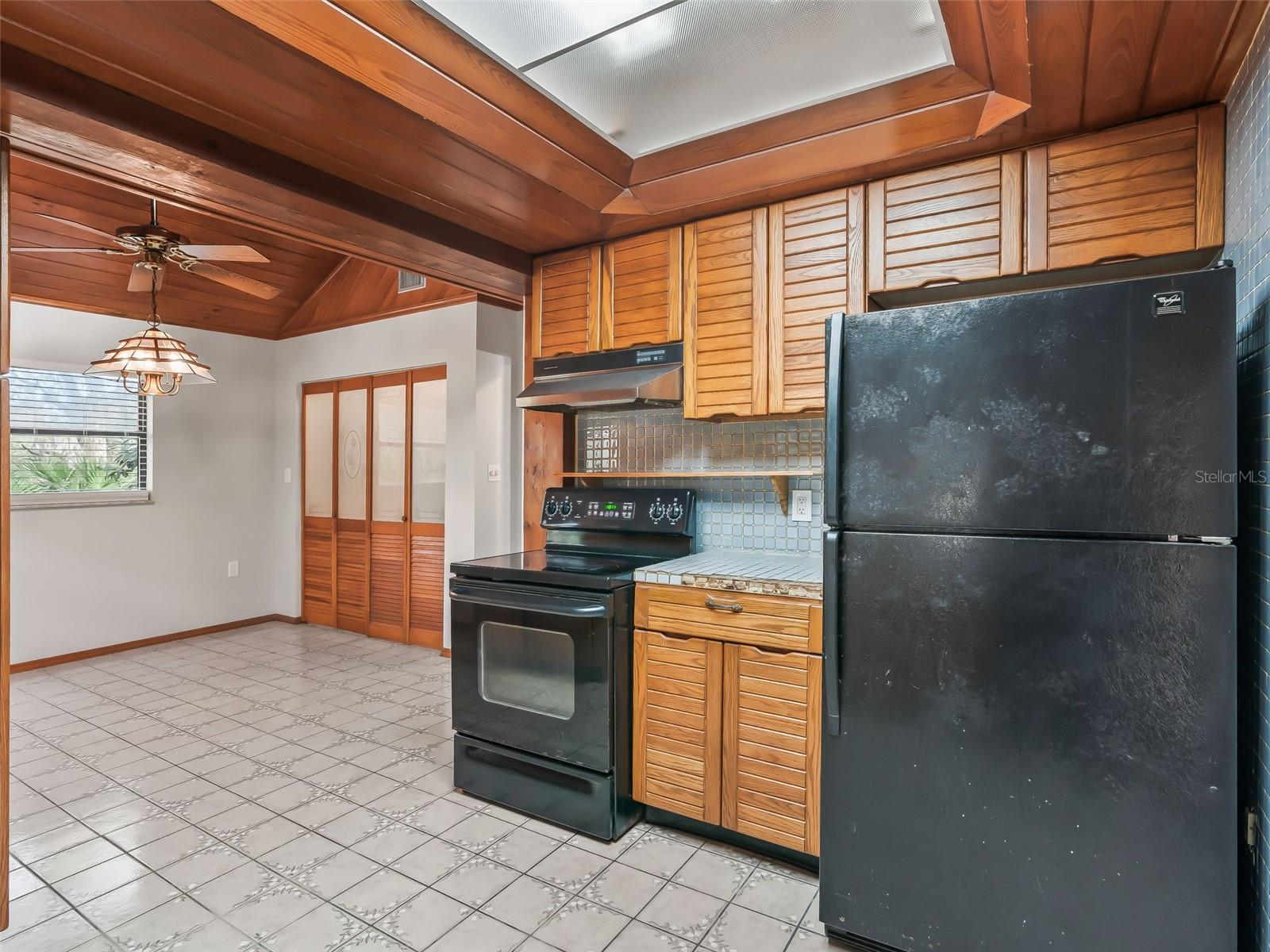 Image 16 of 49 For 11398 Cr 682