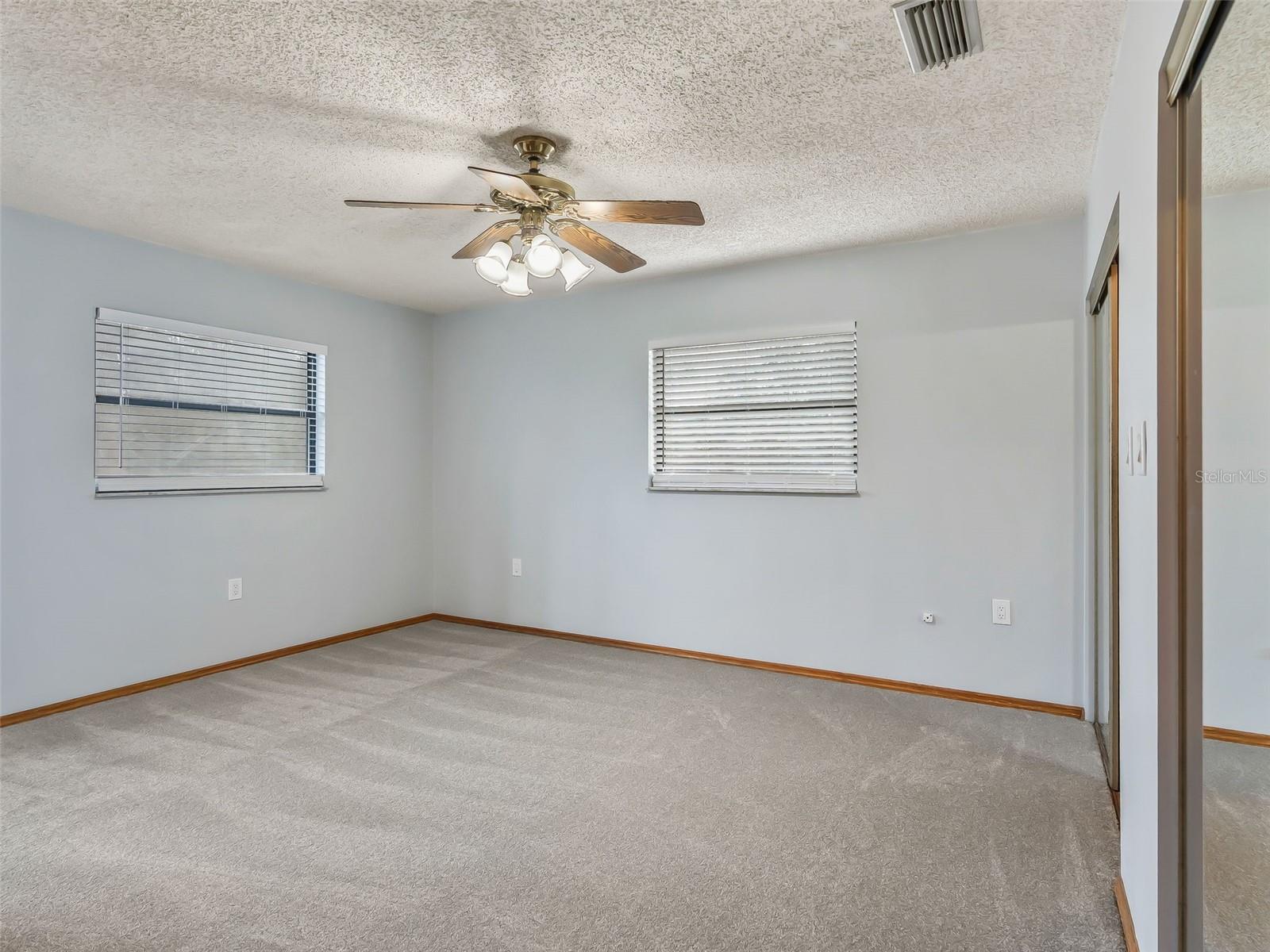 Image 20 of 49 For 11398 Cr 682