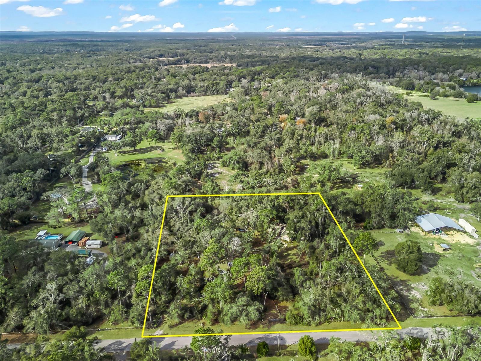 Image 3 of 49 For 11398 Cr 682