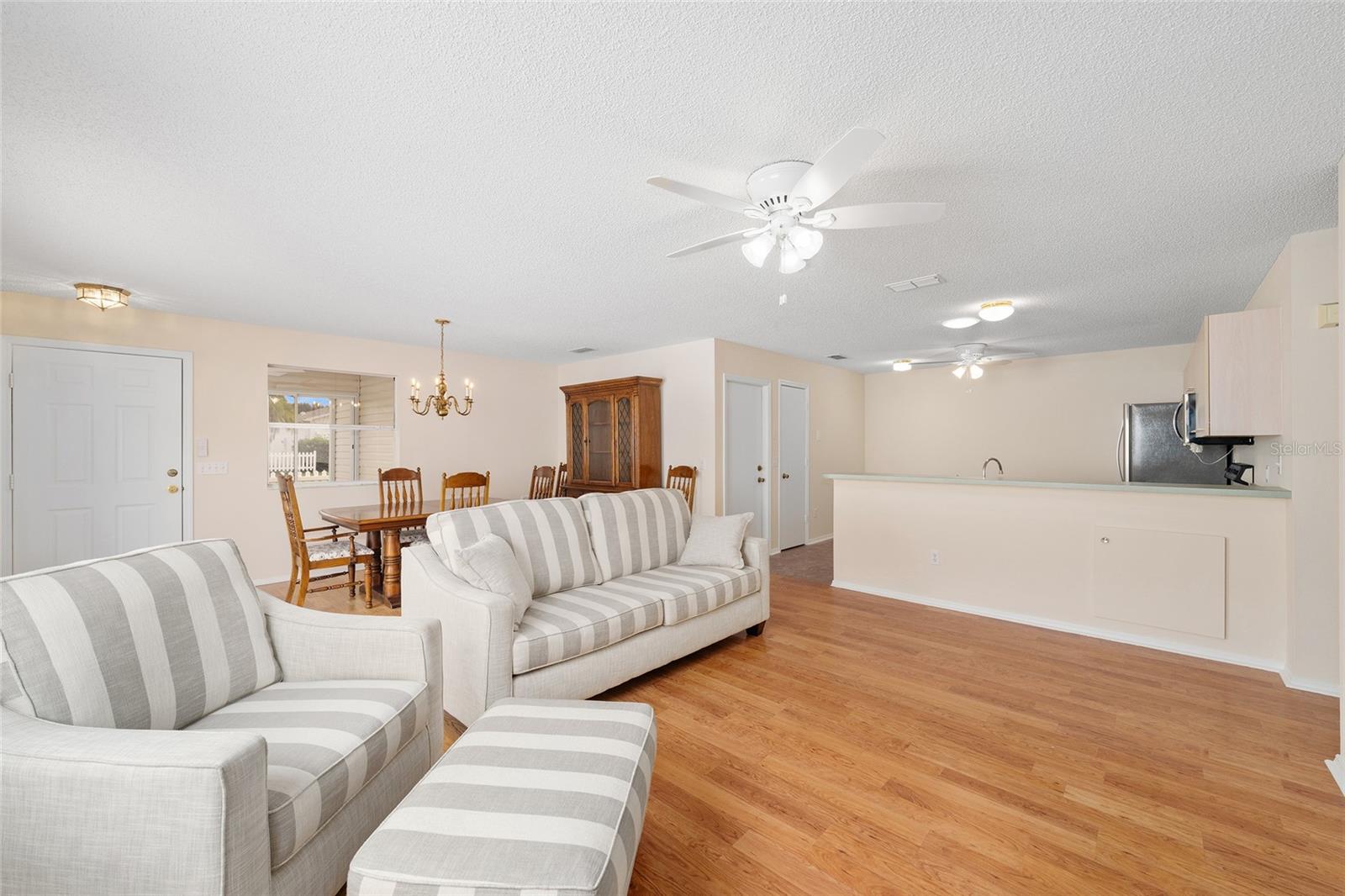 Image 15 of 32 For 1717 Moreno Place