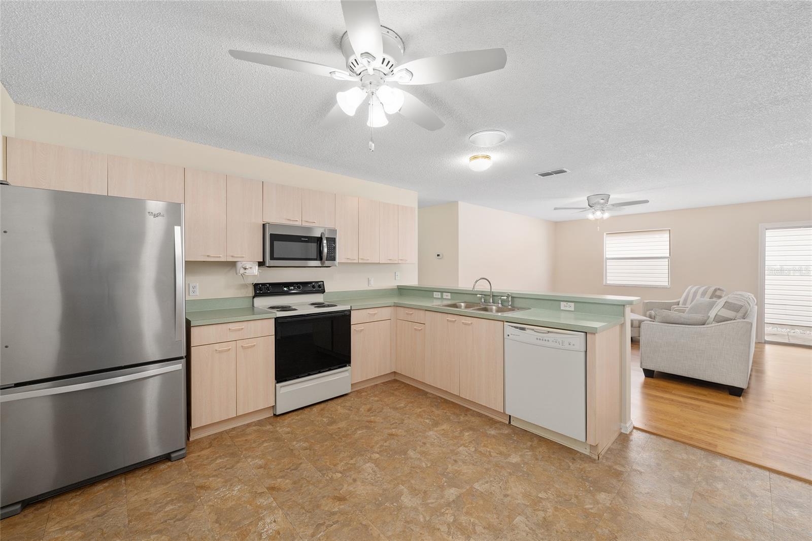 Image 17 of 32 For 1717 Moreno Place