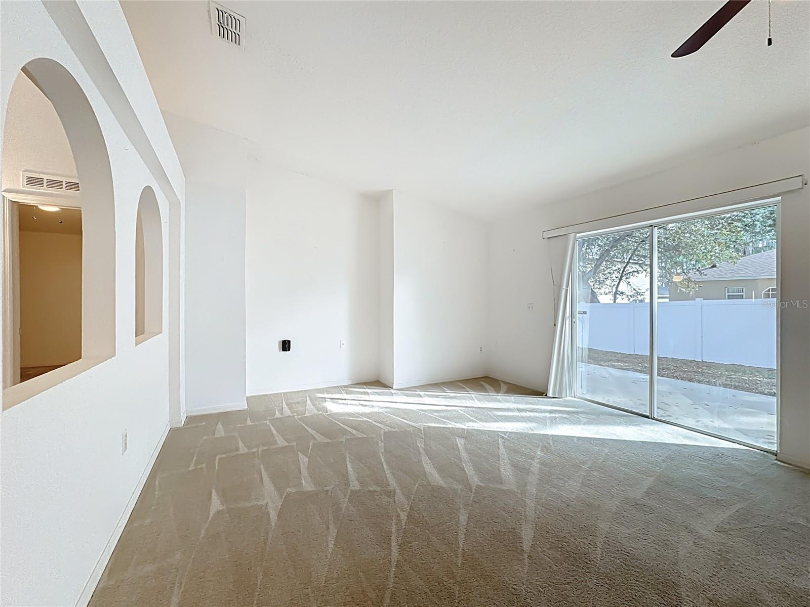 Image 19 of 44 For 2406 Tealwood Circle