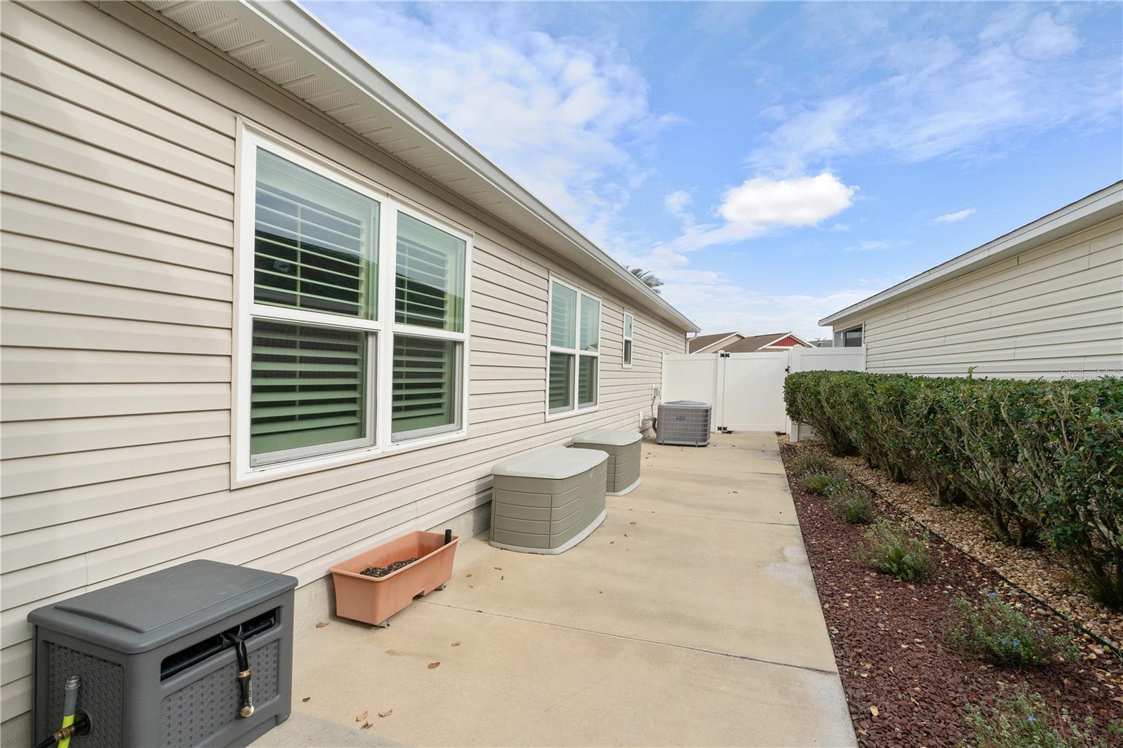 Image 40 of 46 For 552 Wekiva Street