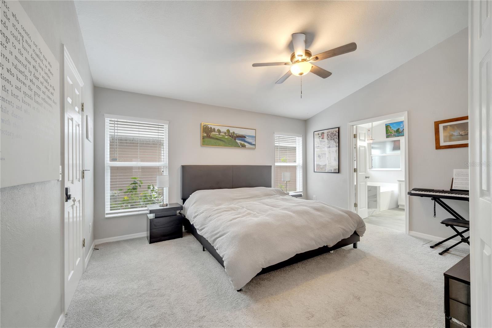 Image 17 of 31 For 12819 Waterhaven Circle