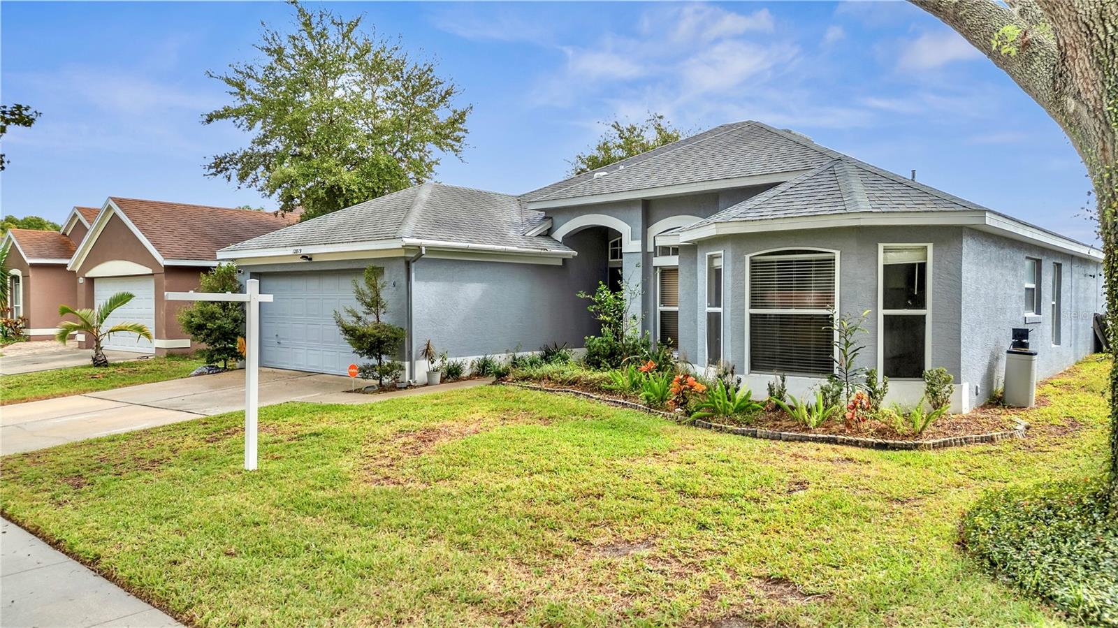 Image 2 of 31 For 12819 Waterhaven Circle