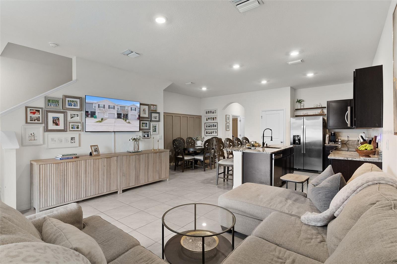 Image 19 of 45 For 5349 Pinecone Court