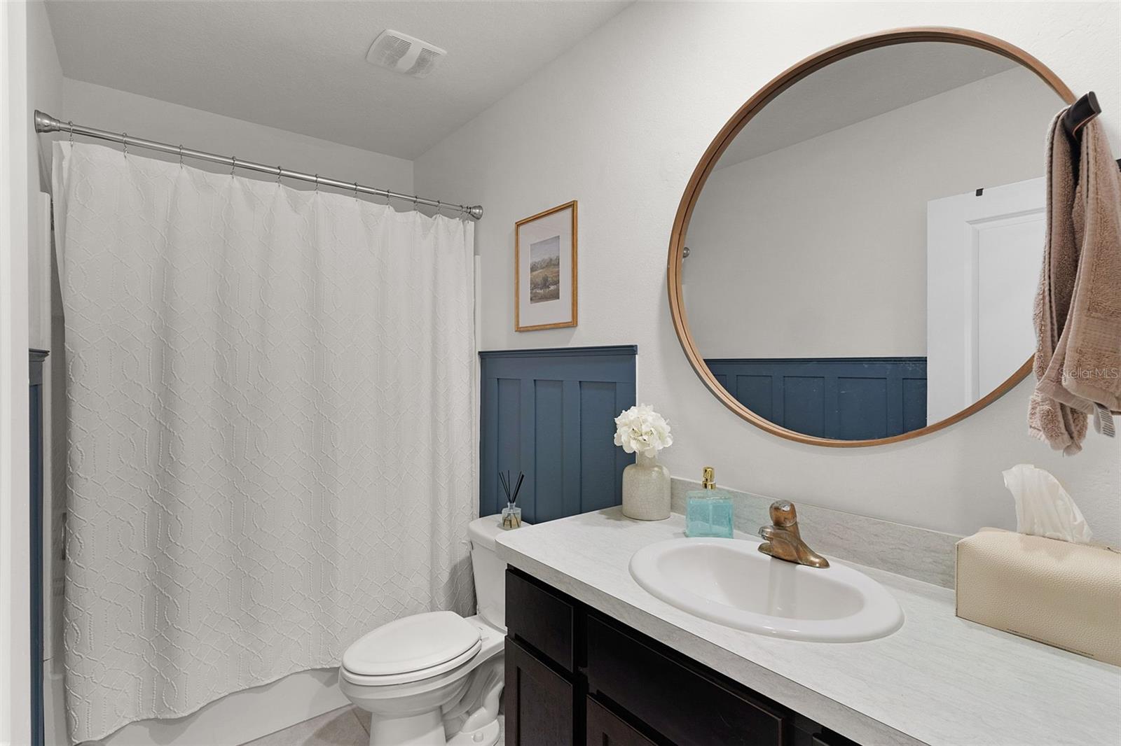 Image 27 of 45 For 5349 Pinecone Court