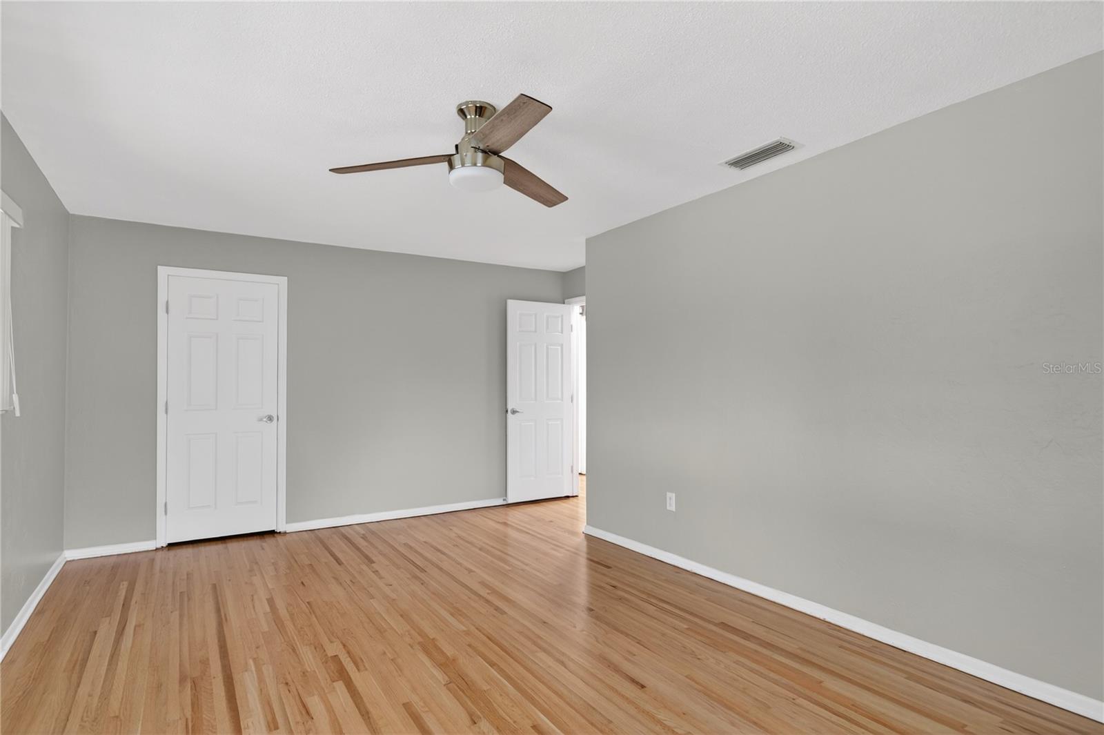 Image 28 of 37 For 11 Reyes Road