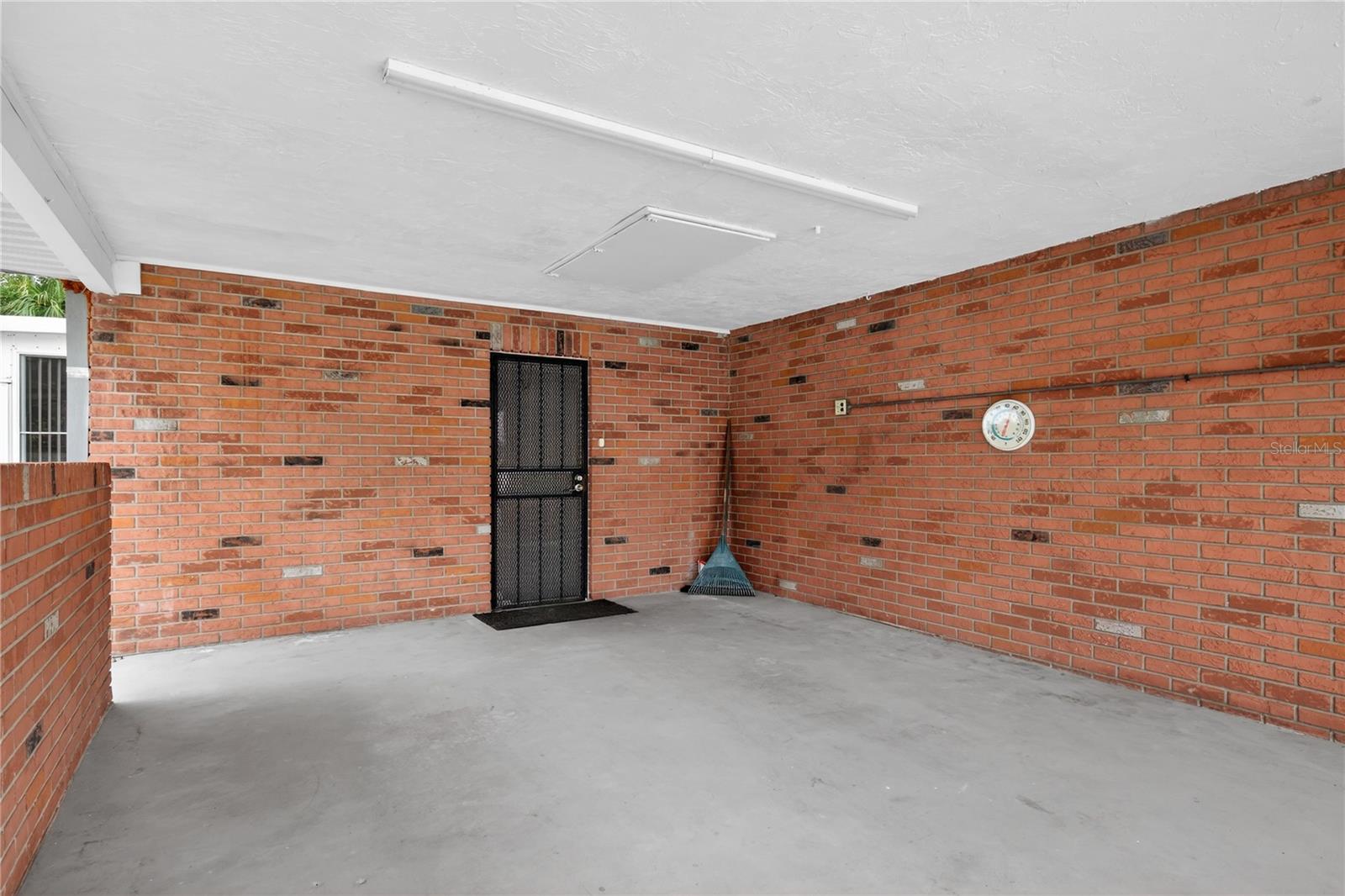 Image 31 of 37 For 11 Reyes Road