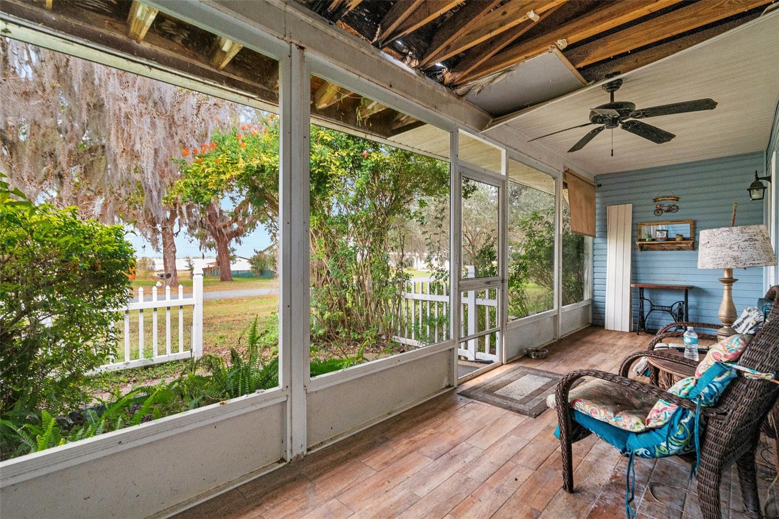 Image 14 of 84 For 3820 Orange Drive