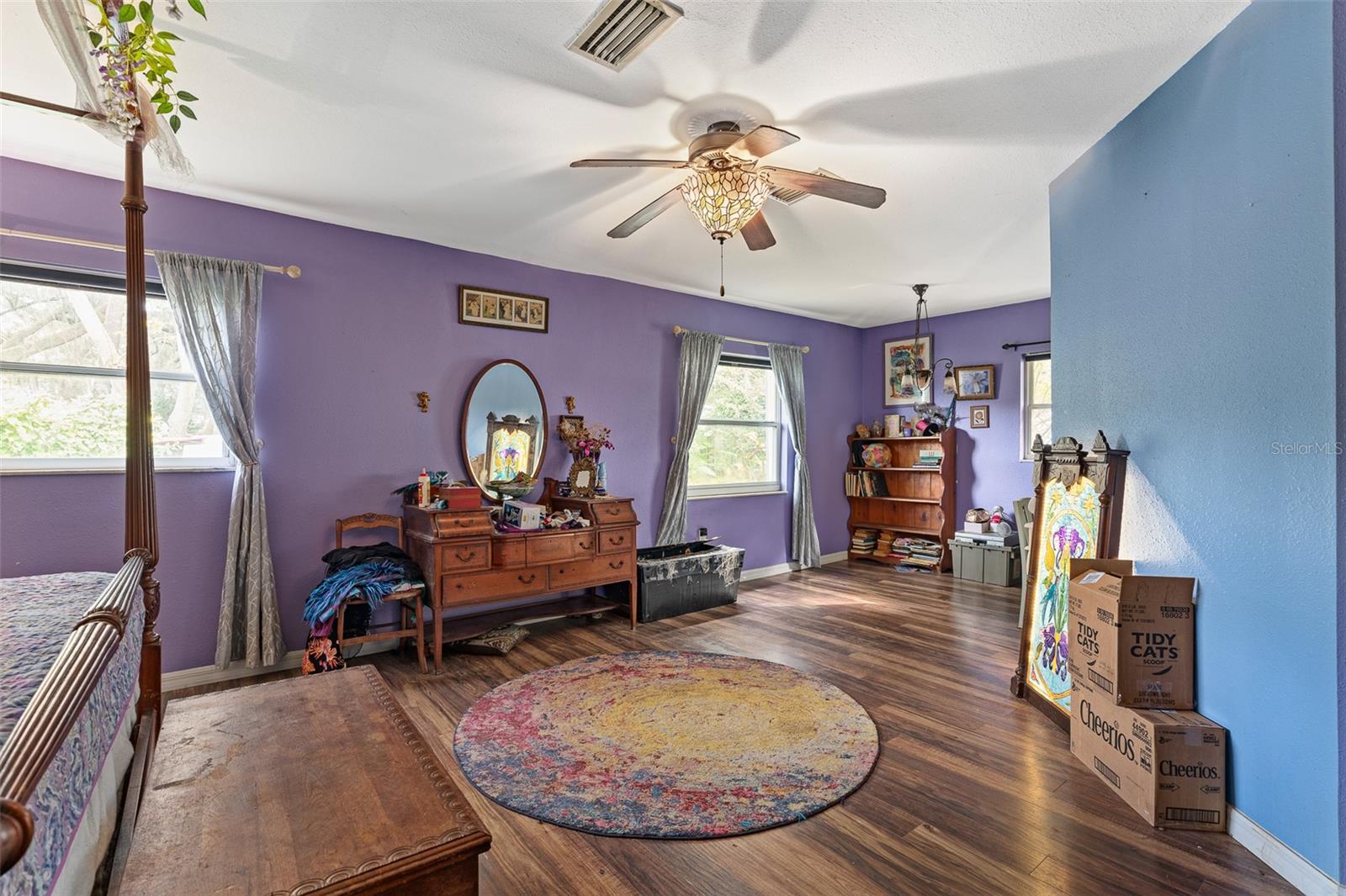 Image 29 of 84 For 3820 Orange Drive