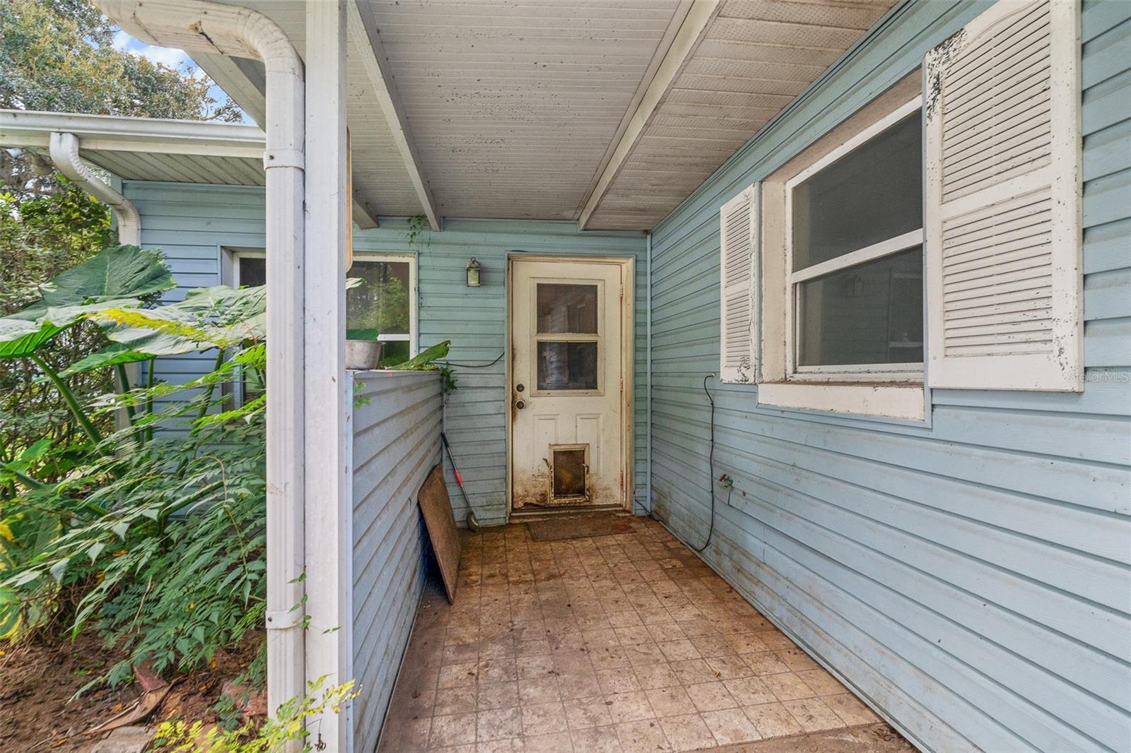 Image 47 of 84 For 3820 Orange Drive