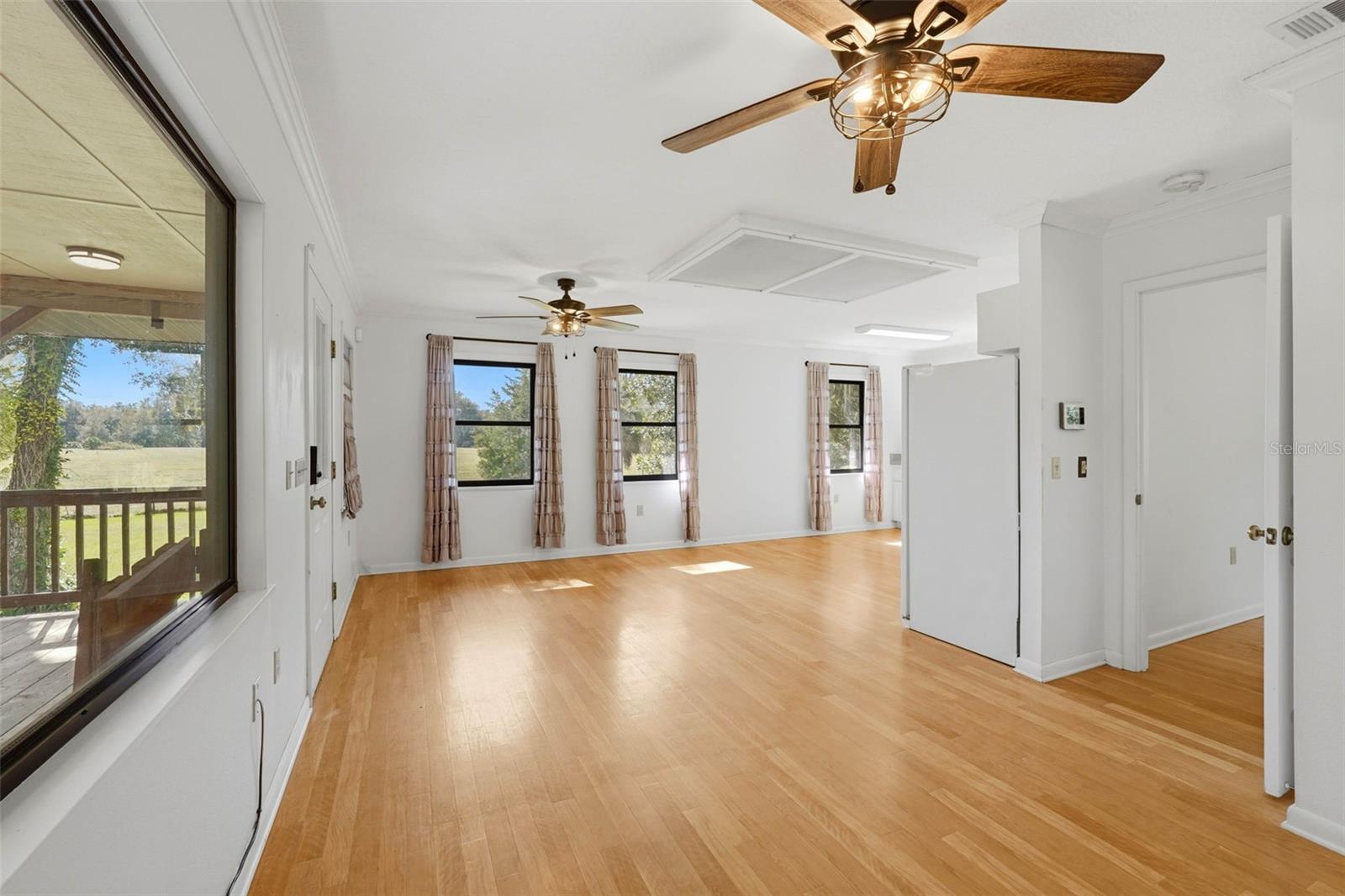 Image 11 of 29 For 5505 Cr 634s