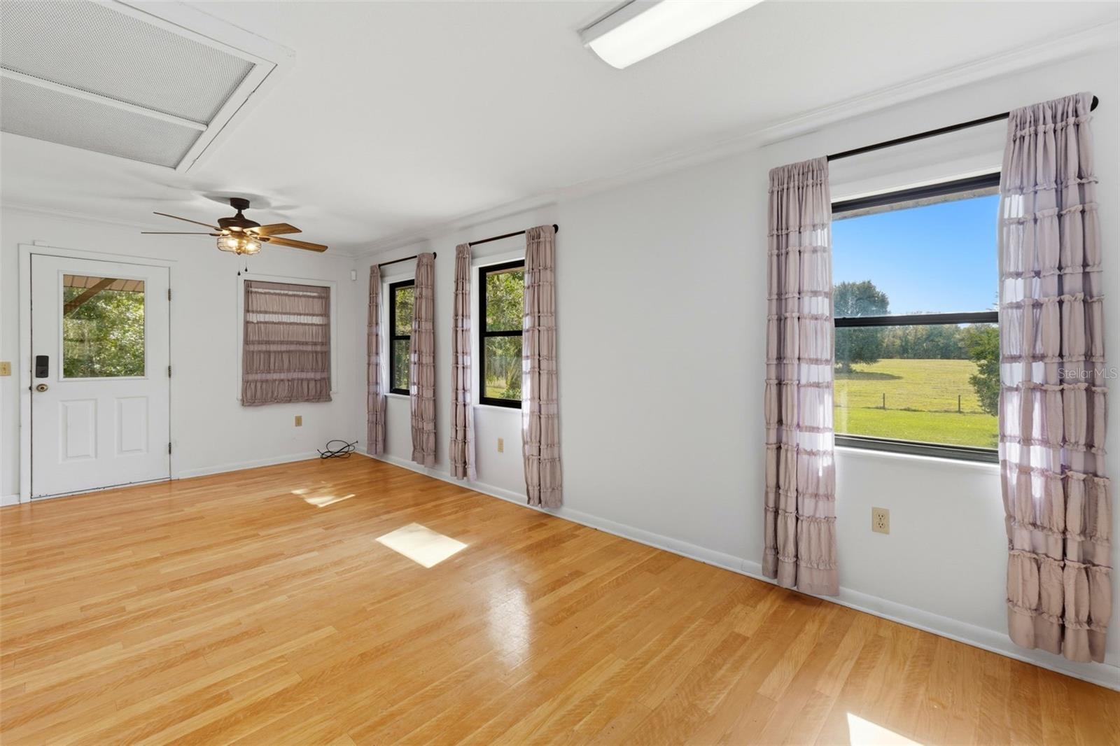 Image 16 of 29 For 5505 Cr 634s