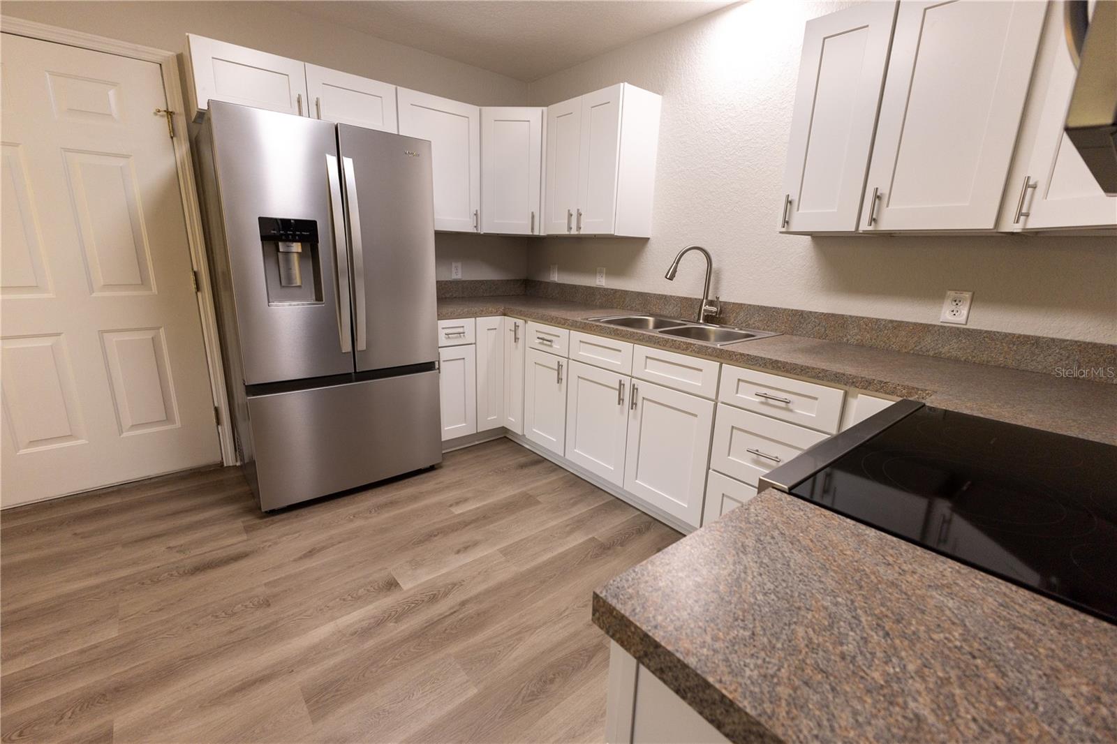 Image 10 of 26 For 4438 Calamondin Street