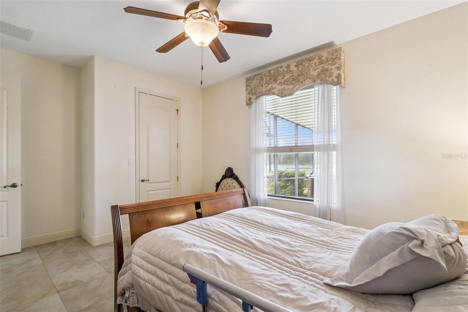 Image 21 of 56 For 19949 Buckhill Road