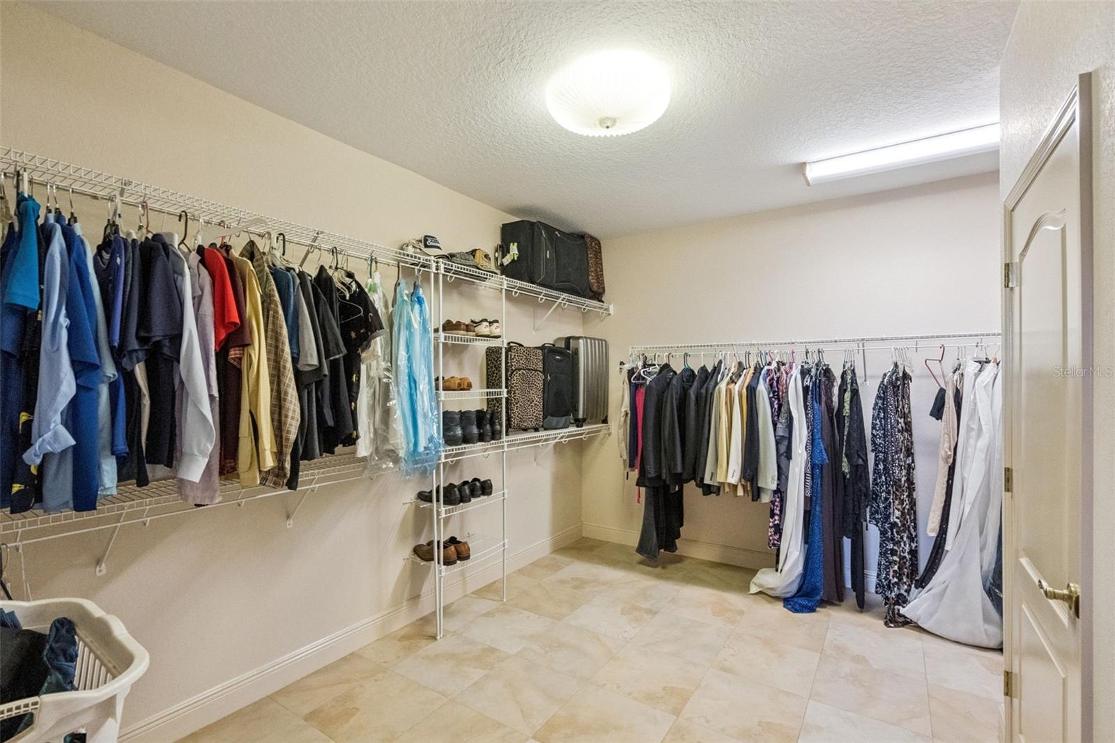 Image 27 of 56 For 19949 Buckhill Road