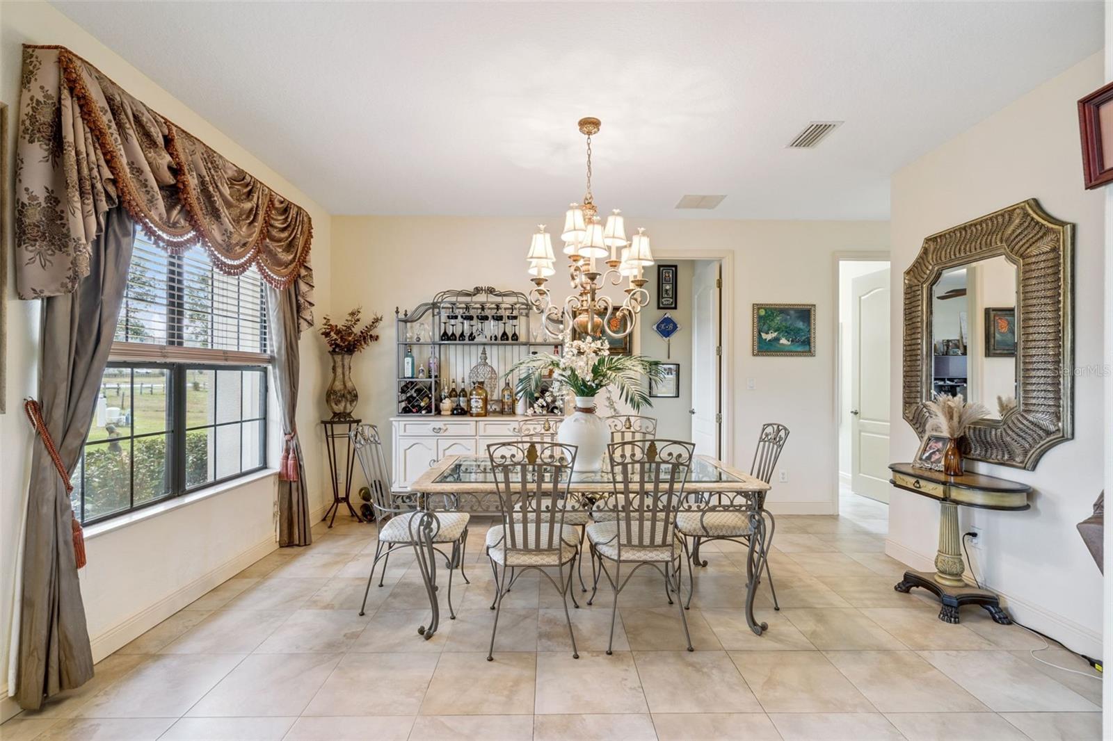 Image 7 of 56 For 19949 Buckhill Road