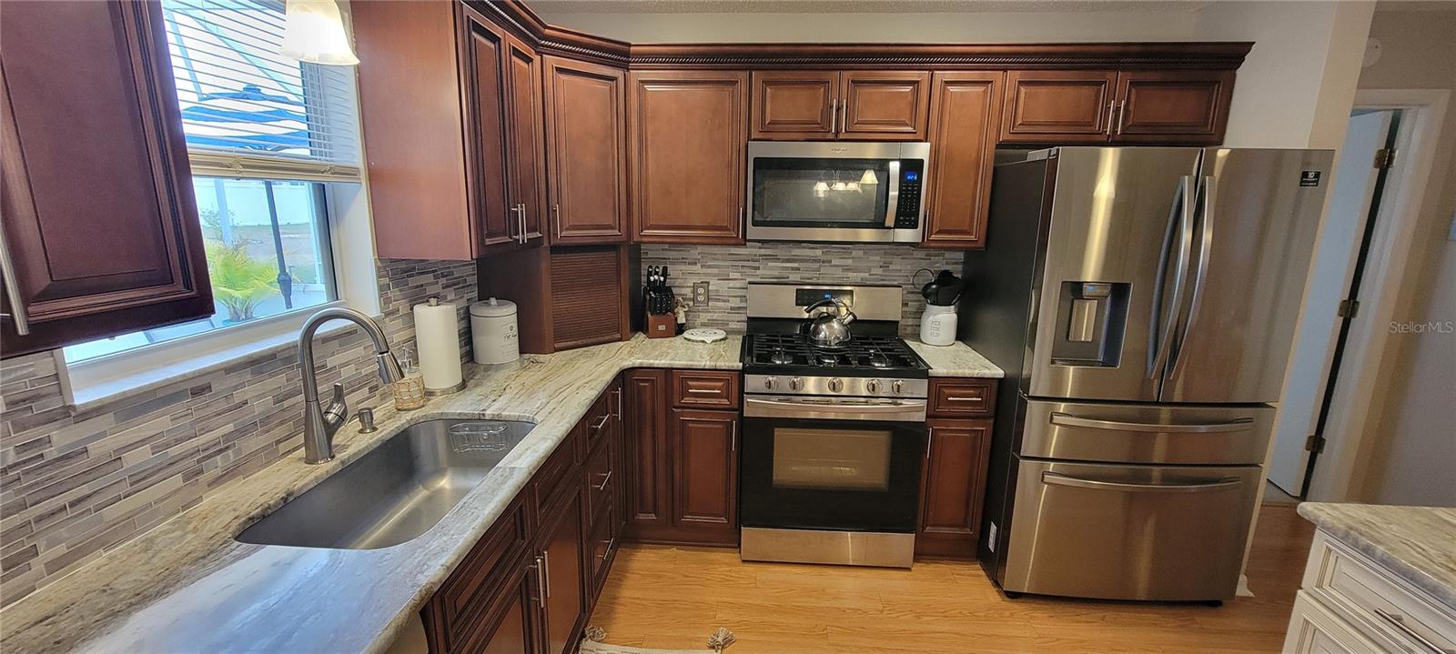 Image 17 of 37 For 16902 96th Chapelwood Circle