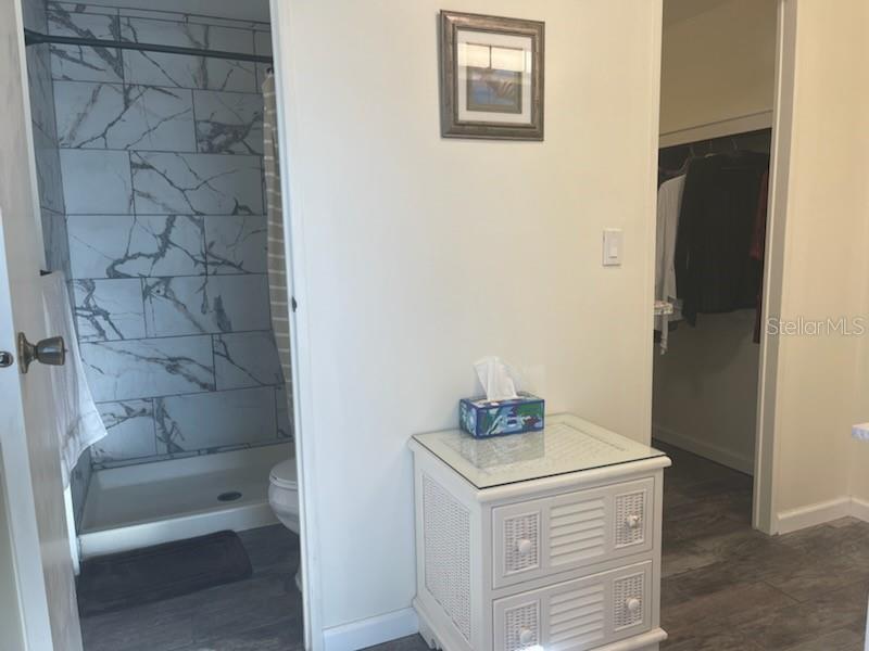 Image 24 of 35 For 91 N Bobwhite Rd