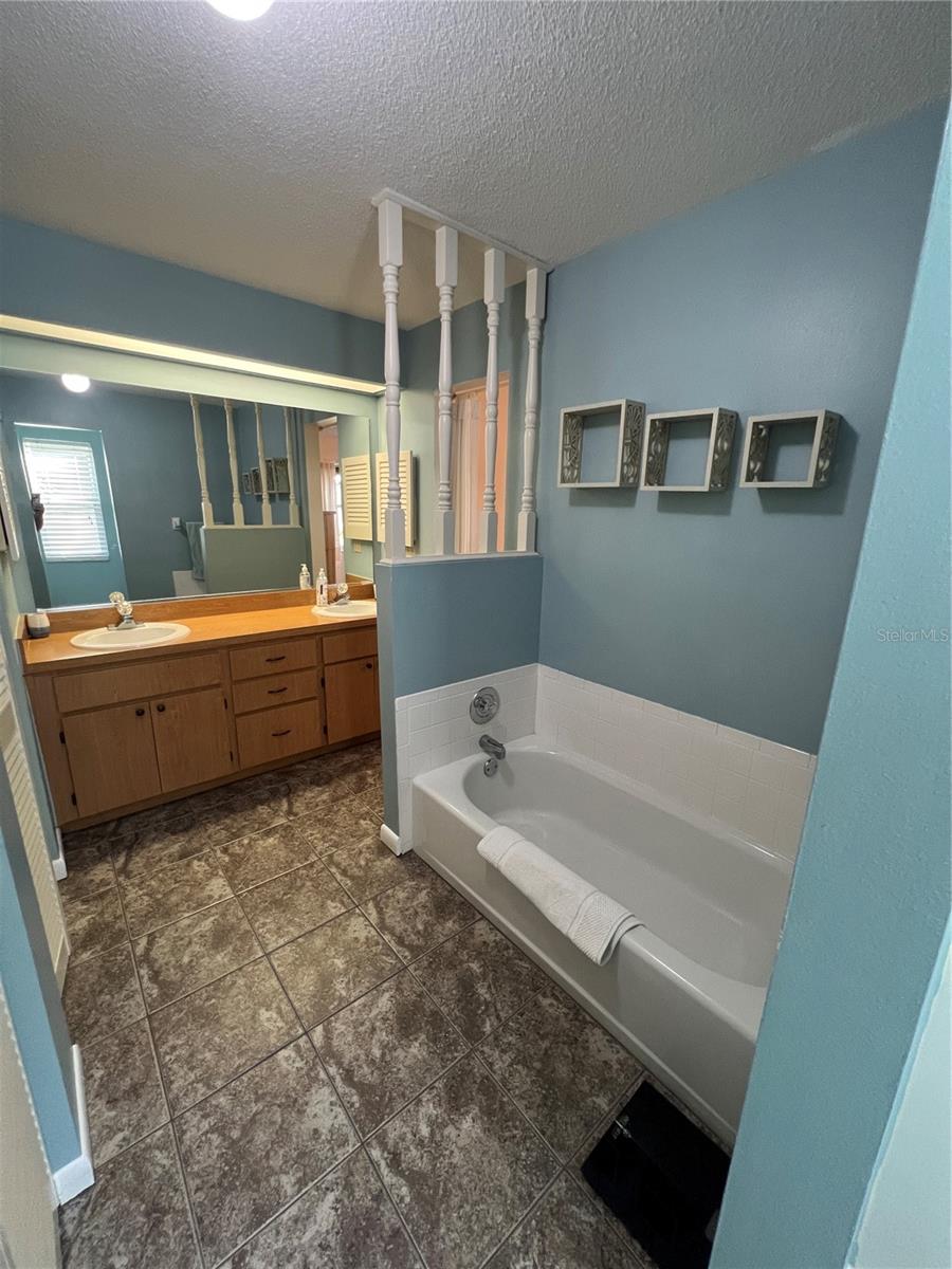 Image 7 of 19 For 36338 Spring Lake Boulevard