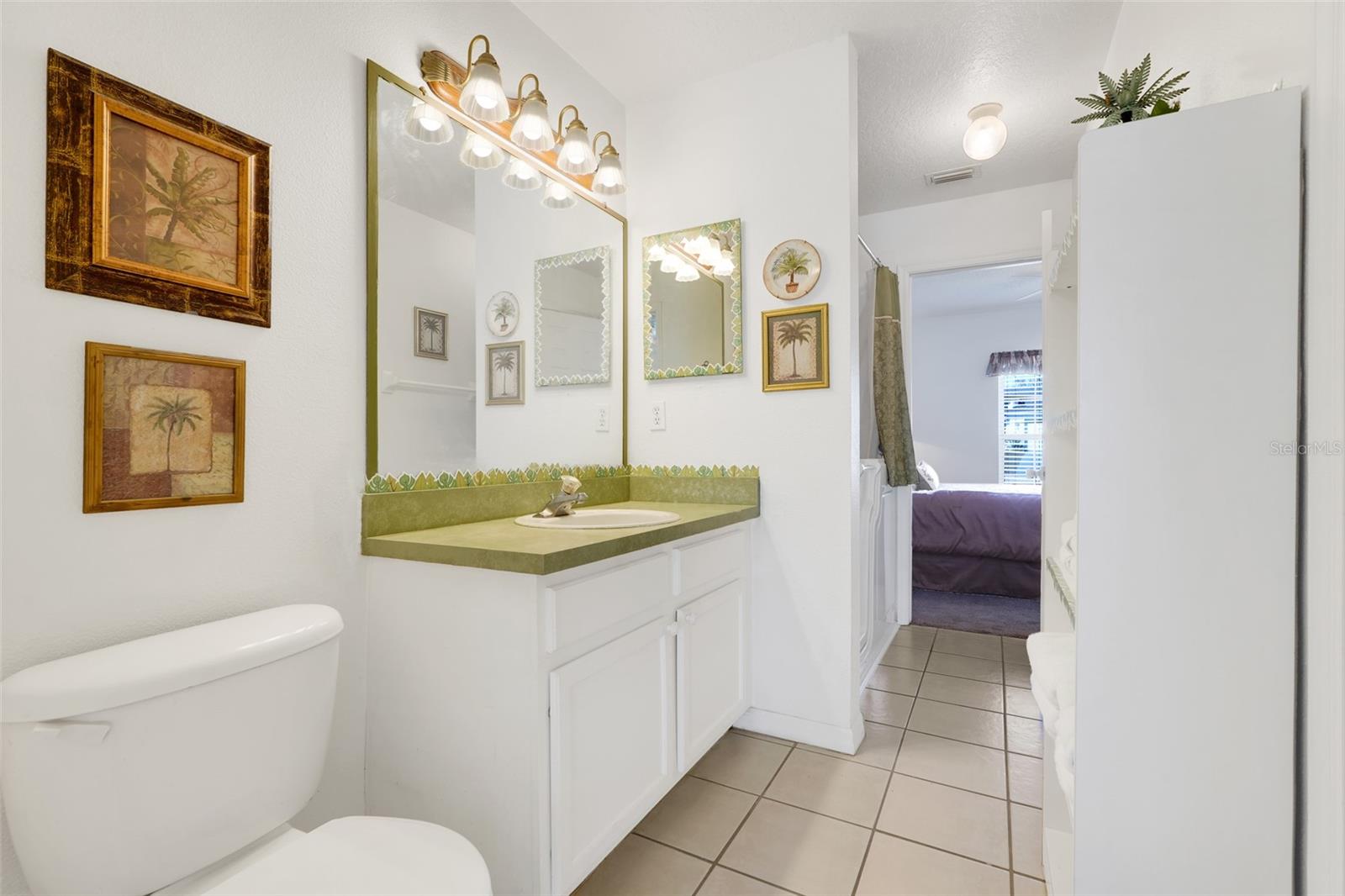 Image 18 of 35 For 5040 Pine Needle Drive