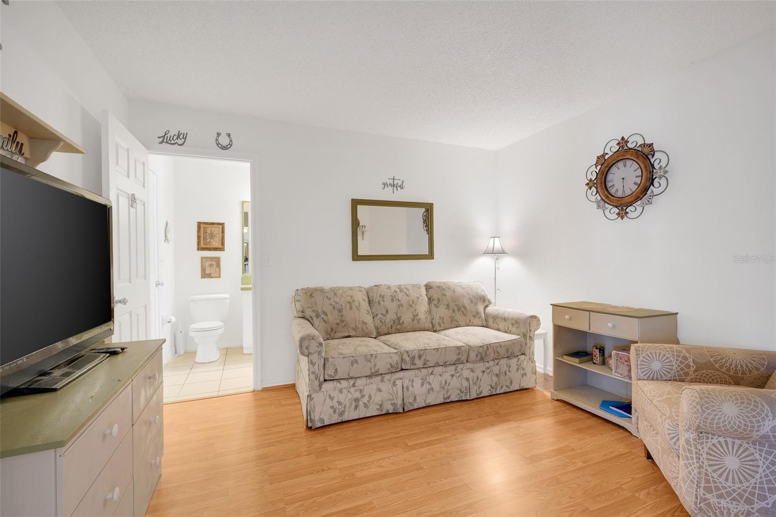 Image 22 of 35 For 5040 Pine Needle Drive