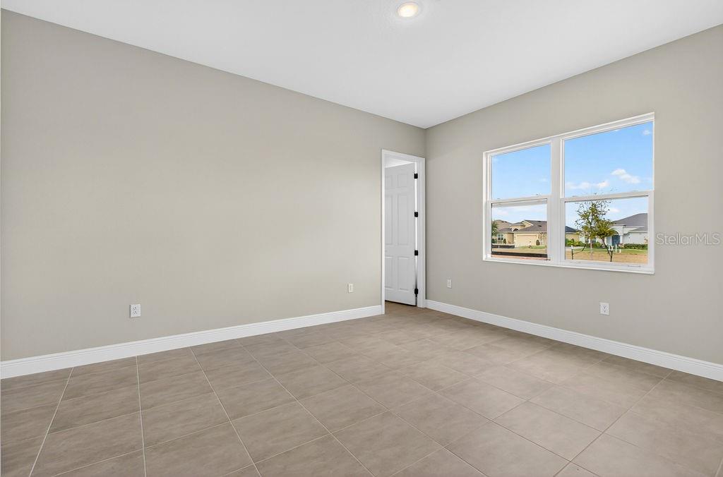 Image 16 of 50 For 8592 Hempstead Way