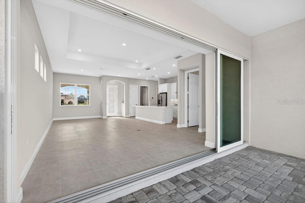 Image 29 of 50 For 8592 Hempstead Way