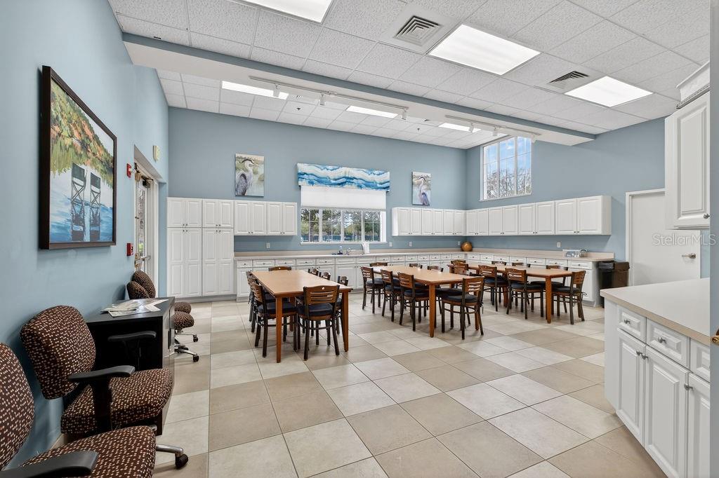 Image 46 of 50 For 8592 Hempstead Way