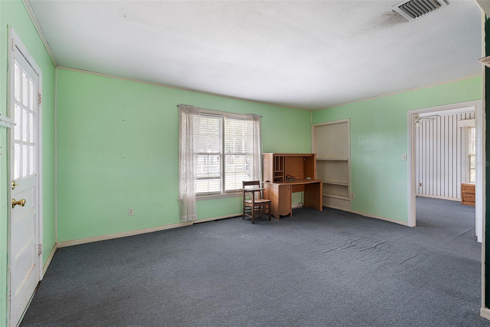 Image 13 of 70 For 470 Ogden Avenue