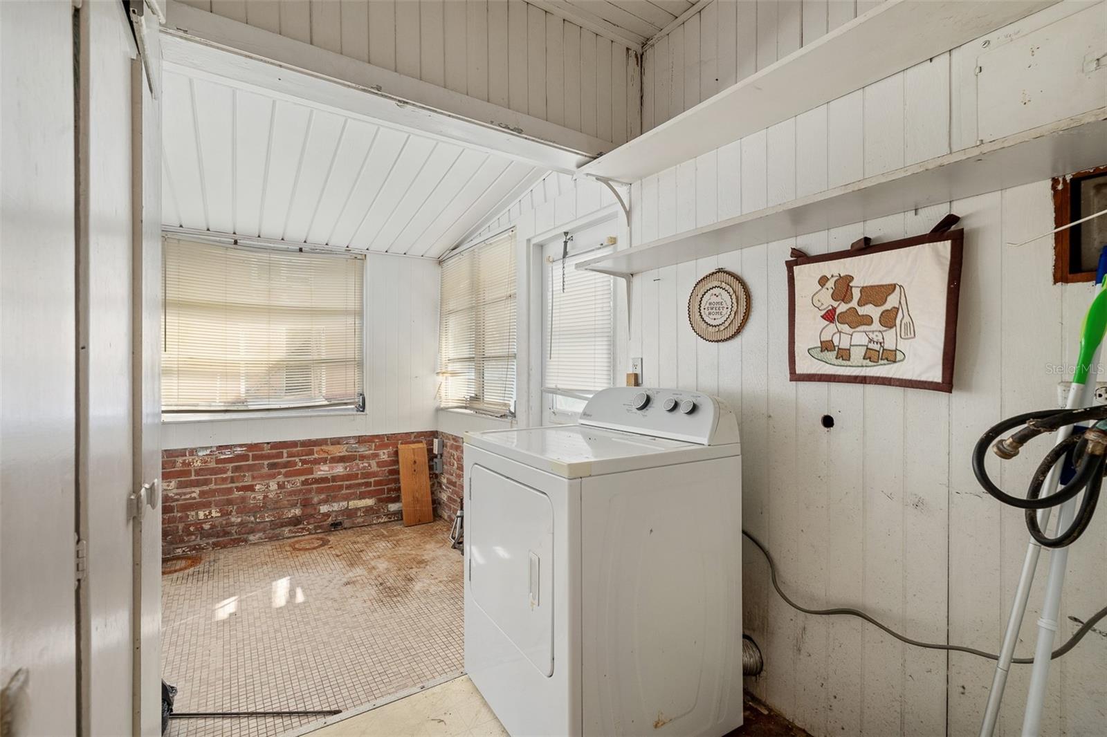 Image 28 of 70 For 470 Ogden Avenue