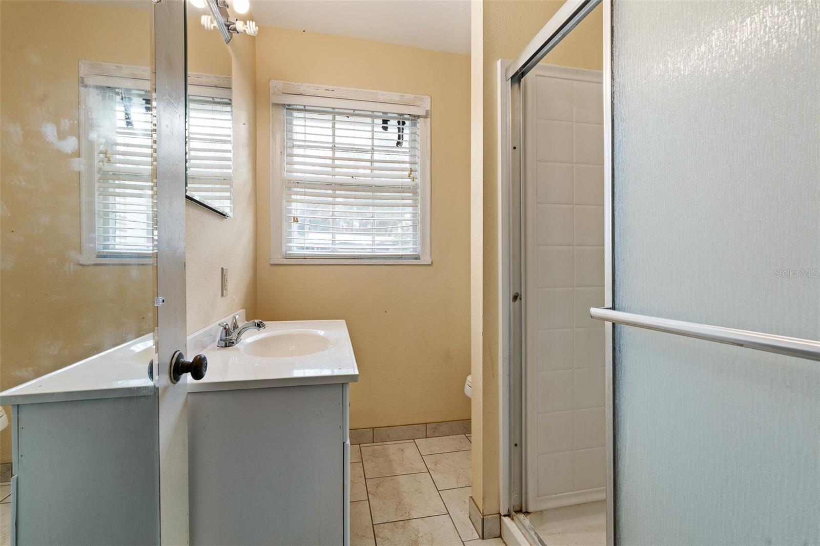 Image 38 of 70 For 470 Ogden Avenue