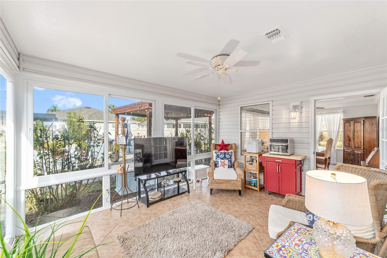 Image 4 of 30 For 1647 Scotch Pine Way