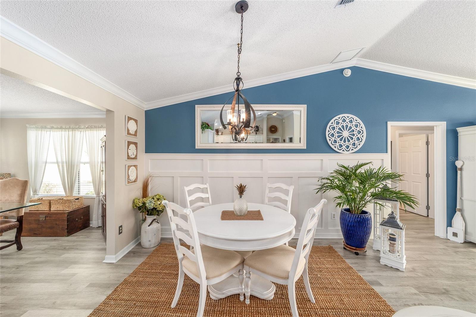 Image 5 of 30 For 1647 Scotch Pine Way