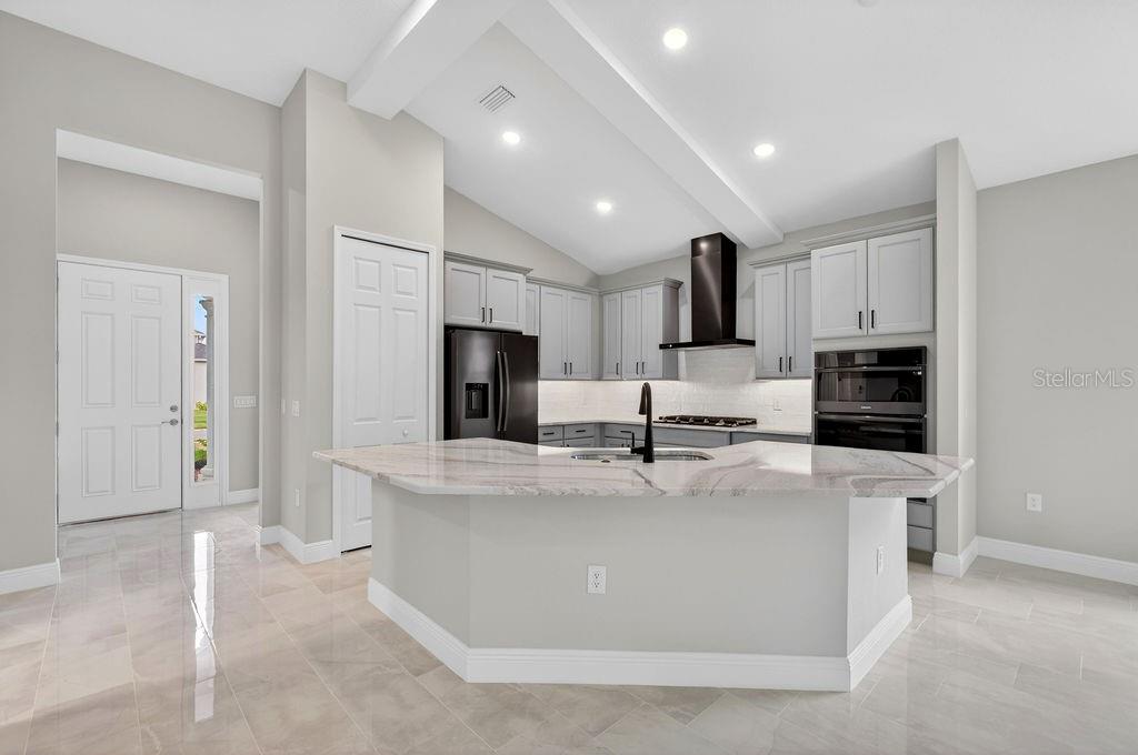 Image 10 of 55 For 2046 Wallingford Loop