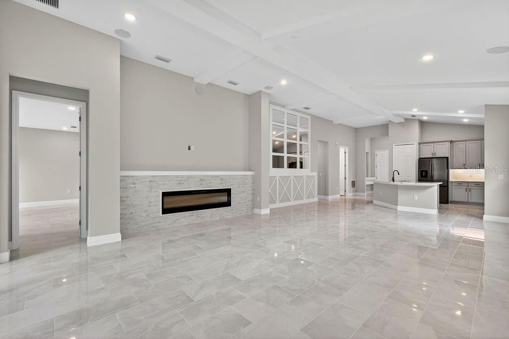 Image 15 of 55 For 2046 Wallingford Loop